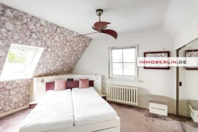 IMMOBERLIN.DE - Fantastisches Haus mit Gartenparadies & Nebengebäude in familienfreundlicher Lage