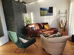 Ruhig gelegene helle 4-Zi-Wohnung mit Balkon und Tiefgaragenstellplätze direkt an der Wertach