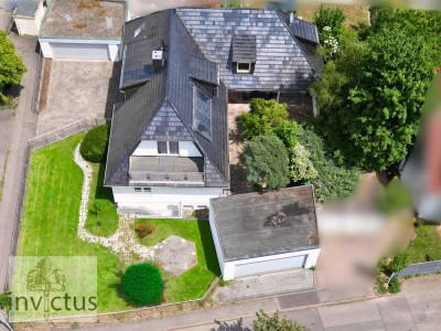 Großzügiges Einfamilienhaus mit zwei Doppelgaragen – Perfekt für Familien, Unternehmer & Mehrgenerat