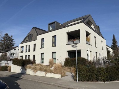 Toplage in Stuttgart-Sonnenberg! Großzügige 3,5 Zi.-EG Wohnung mit
Terrasse in ruhiger Stadtrandlag