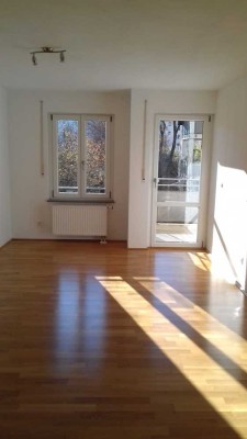 Ruhige, gemütliche 2-Zimmerwohnung mit Südbalkon - perfekt für Singles!