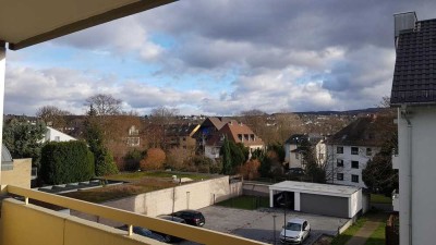 Stilvolle 4,5-Raum-Wohnung mit gehobener Innenausstattung mit Balkon und Einbauküche in Koblenz