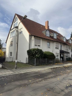 Luxuriöses Wohnen über den Dächern von Eibach – vollmöblierte Maisonette mit Sauna, Terrasse und TG