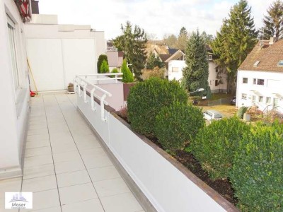 TopTaunusblick! Sonnige 2 Zimmer Terrassenwohnung inkl. Einbauküche in Bad Homburg