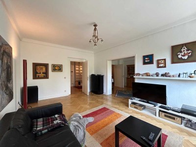 Großzügige 6-Zimmer-Wohnung mit 3 Balkonen in Bestlage von Lindenthal *Mietvertrag bis Sept. 2028*