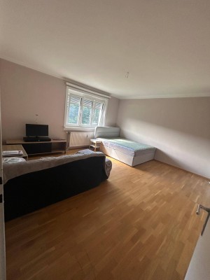 Geförderte 1-Zimmer Wohnung mit Badewanne und Parkplatz