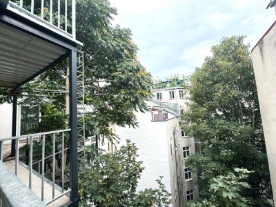 Gürtel neu interpretiert – Wohnprojekt der Extraklasse: hochwertig sanierter Altbau trifft moderne Ausstattung &amp; großzügigen Innenhof-Balkon