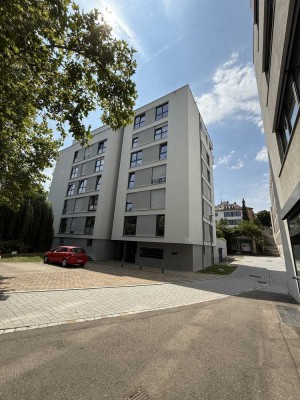 zentral & modern - 2-Zi.-Wohnung mit Terrasse, TG-Stellplatz & EBK in Reutlingen