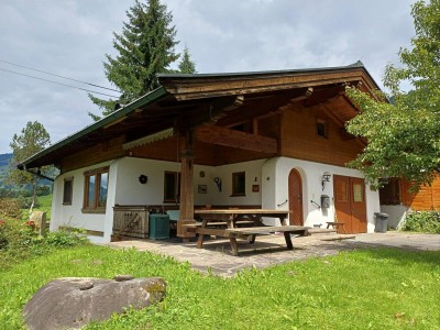 Grundstück mit Altbestand in Aurach zu verkaufen