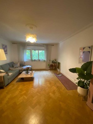 2-Zimmer Dachgeschosswohnung in Hamburg-Eilbek