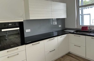 Eigennutzer aufgepasst: Penthouse-Wohnung mit Aufzug, TG und 10.000qm Park