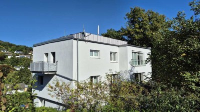 Penthouse-Charakter 4 Zi ETW mit 2 Balkonen und Dachterrasse