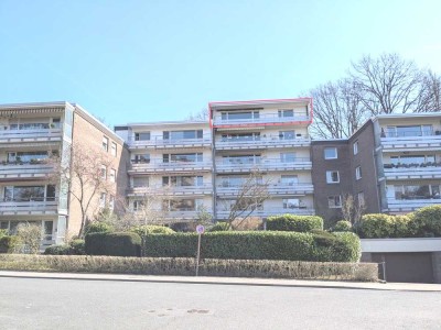 Über den Dächern von Unterbach: Große Dachgeschosswohnung mit 2 Balkonen ab sofort verfügbar