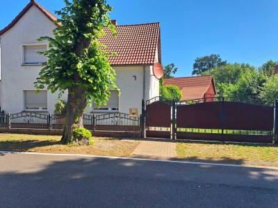 Freundliches 5-Zimmer-Haus in 03185, Grötsch  Kontakt Funk 01742436681 -groetscher.landeier@t-online