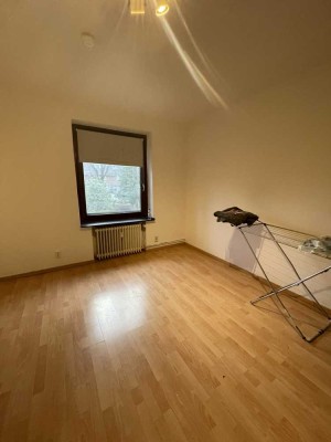 Frisch gestrichen! 3-Zimmer-Erdgeschoss-Wohnung sucht Nachmieter ab 01.02.2025!