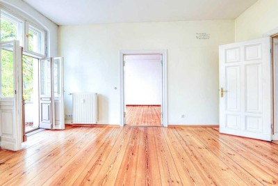 PROVISIONSFREI: KLASSISCH SCHÖNE ALTBAUWOHNUNG IM BELIEBTEN FRIEDRICHSHAGEN