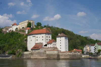 Veste Niederhaus: Modernes Design im alten Wehrturm