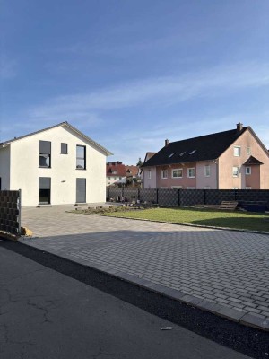 6,4% Rendite, Top Einfamilienhaus aus 2021, EH55 Standard