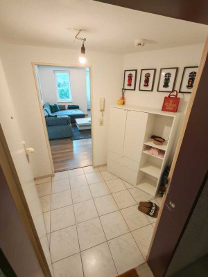 Gemütliche 2 ZKB-Wohnung mit Einbauküche u. Kfz-Stellplatz ab 01.01.2026