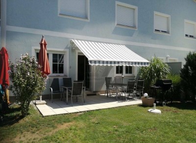 Sonniges Reihenhaus mit Garten!
