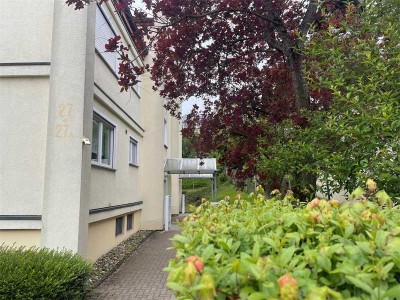 Gepflegte 2 Zi. Whg. mit Südbalkon und TG Stelllplatz in Pforzheim - Nordstadt.