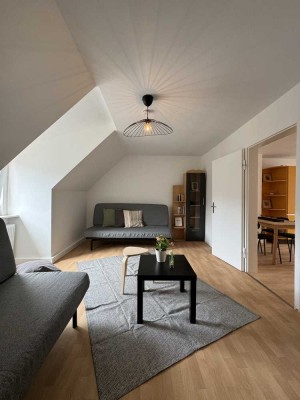 Möblierte, helle Dachgeschoss-Wohnung im Zentrum Hagens - WG geeignet