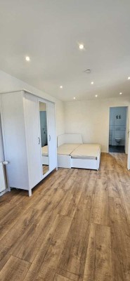 Geschmackvolle möblierte 1-Zimmer-Erdgeschosswohnung (Erstbezug)