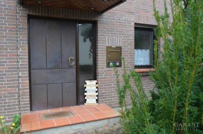 Großzügiges Einfamilienhaus mit Kamin, Garten und Potenzial - ideal für Handwerker!