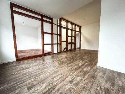 Helle Maisonette-Wohnung mit 3,5 Zimmern im Loft-Style