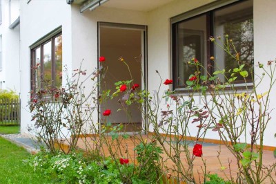 VERMIETUNG: Terrassenwohnung Gartenglück - Frisch saniert!