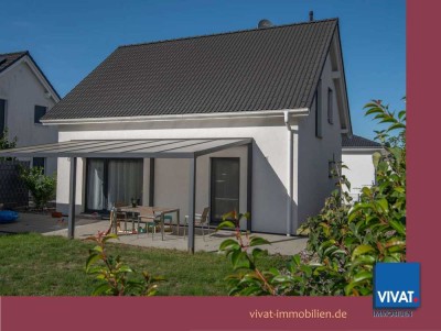 Ganz junges EFH mit EBK, Garage und vielen Extras. Lüftungsanlage.. KÄUFERPROVISIONSFREI!