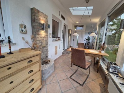 Ländliches Flair mit modernem Wohnkomfort! Traditionsreiche Hofreite mit 2 Wohneinheiten