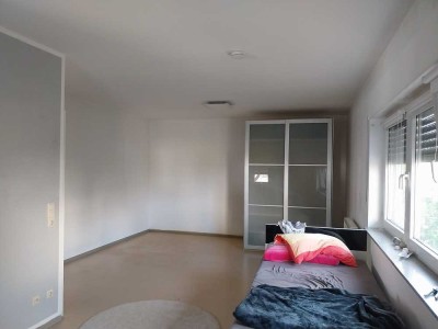 Geräumige, gepflegte 1-Zimmer-Single-Wohnung ohne Balkon  in Toplage von Nauheim