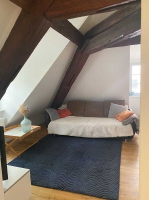 Vollständig sanierte (2019) & möblierte, helle Altstadt-Wohnung nähe Rathausplatz