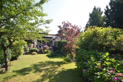 Sanierungsbedürftiges Reihenmittelhaus in schöner Lage von Großburgwedel...!
