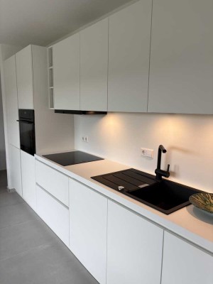 Moderne Neubau, 2- Zimmerwohnung mit Balkon
