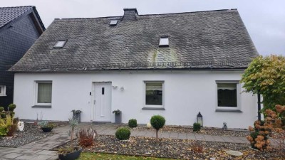 ***Gemütliches Einfamilienhaus in guter Nachbarschaft in Nuttlar***
