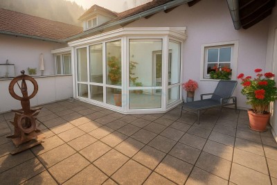 Attraktive Maisonette-Wohnung in Top-Ruhiglage mit Terrasse &amp; Wintergarten!