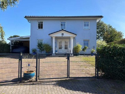 Zweifamilienhaus-Villa Toskana-Stil ideal für Kapitalanleger mit anteiliger Eigennutzung