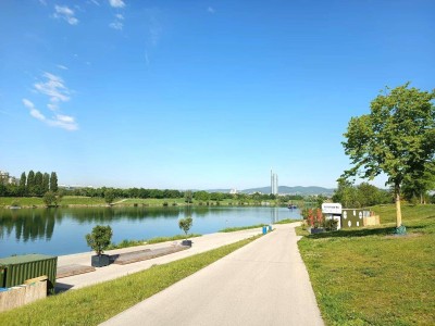 DIREKT AN DER NEUEN DONAU - Wohnen, wo andere Urlaub machen!