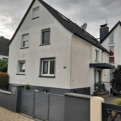 Helle 3 Zimmer Wohnung im Ortskern von Ginsheim