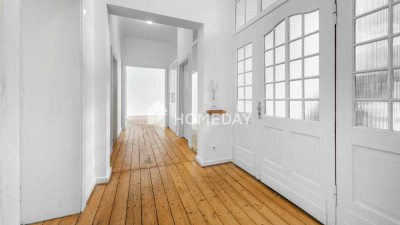 Stilvolle Altbauwohnung mit Charme, modernen Annehmlichkeiten und idealer Lage in Düsseldorf-Rath