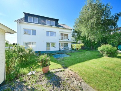 Ein Zuhause für Generationen – charmantes Dreifamilienhaus mit Gartenidylle