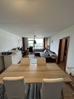 Helle 3-Zimmer-Wohnung mit EBK, großem Balkon & Zoo-Blick
