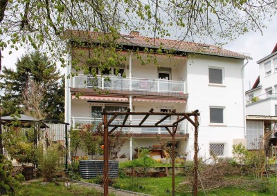 Modernisiertes Einfamilienhaus mit 6 Zimmern in Leonberg-Silberberg