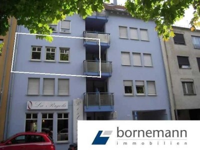 Nähe Wöhrder See! Freies 1-Zimmer-Apartment mit kleinem Balkon