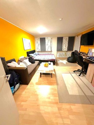 Top-Lage: 2-Zimmer-Wohnung mit Balkon und PKW-Stellplatz!