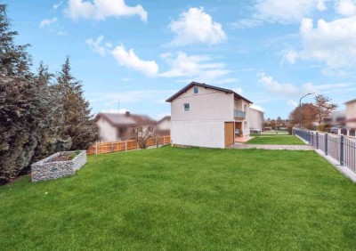 NEU. TOLLES ZWEIFAMILIENHAUS FÜR DIE GANZE FAMILIE