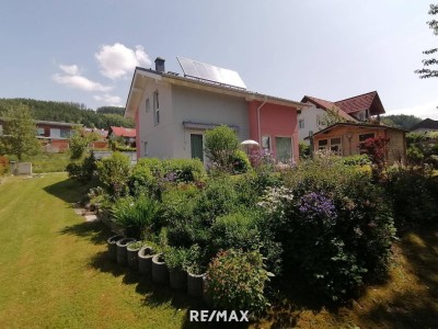Modernes Einfamilienhaus mit Fernblick in ruhiger Siedlungslage