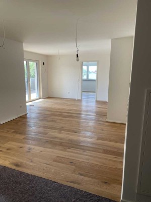 3-Zimmer-Whg. Südstadt mit großem Balkon ab Januar (oder früher) zu vermieten